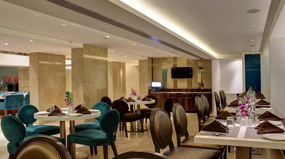 The Sahil Hotel Bombay Eksteriør billede